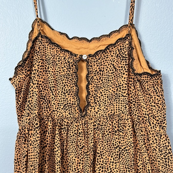 Urban Outfitters Animal Print Mini Dress size Small - Picture 4 of 11